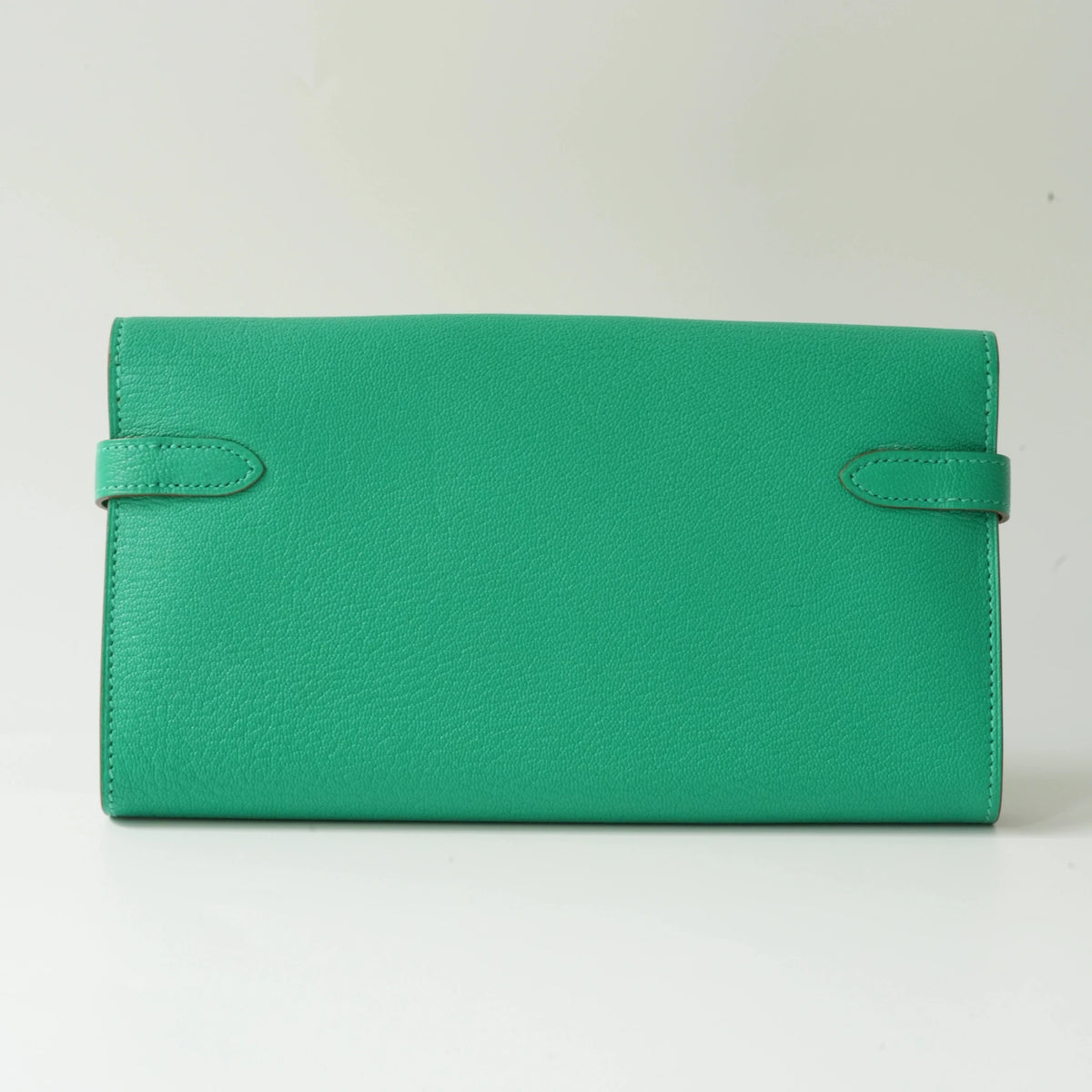 Hermès Kelly Long Wallet Green Chevre Mysore Silver Tone Hardware view2